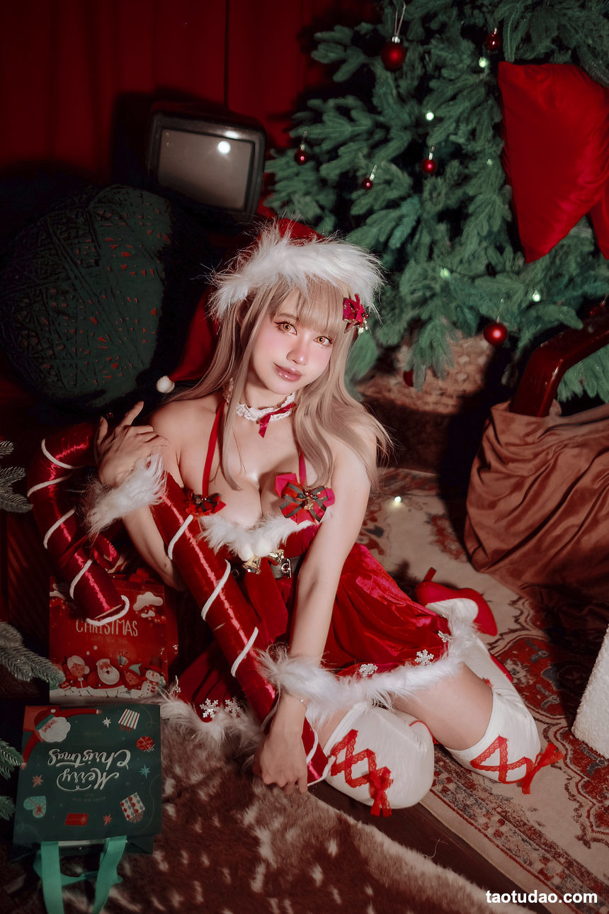 PingPing – Emma Xmas NIKKE [17P-190MB]-绅士图