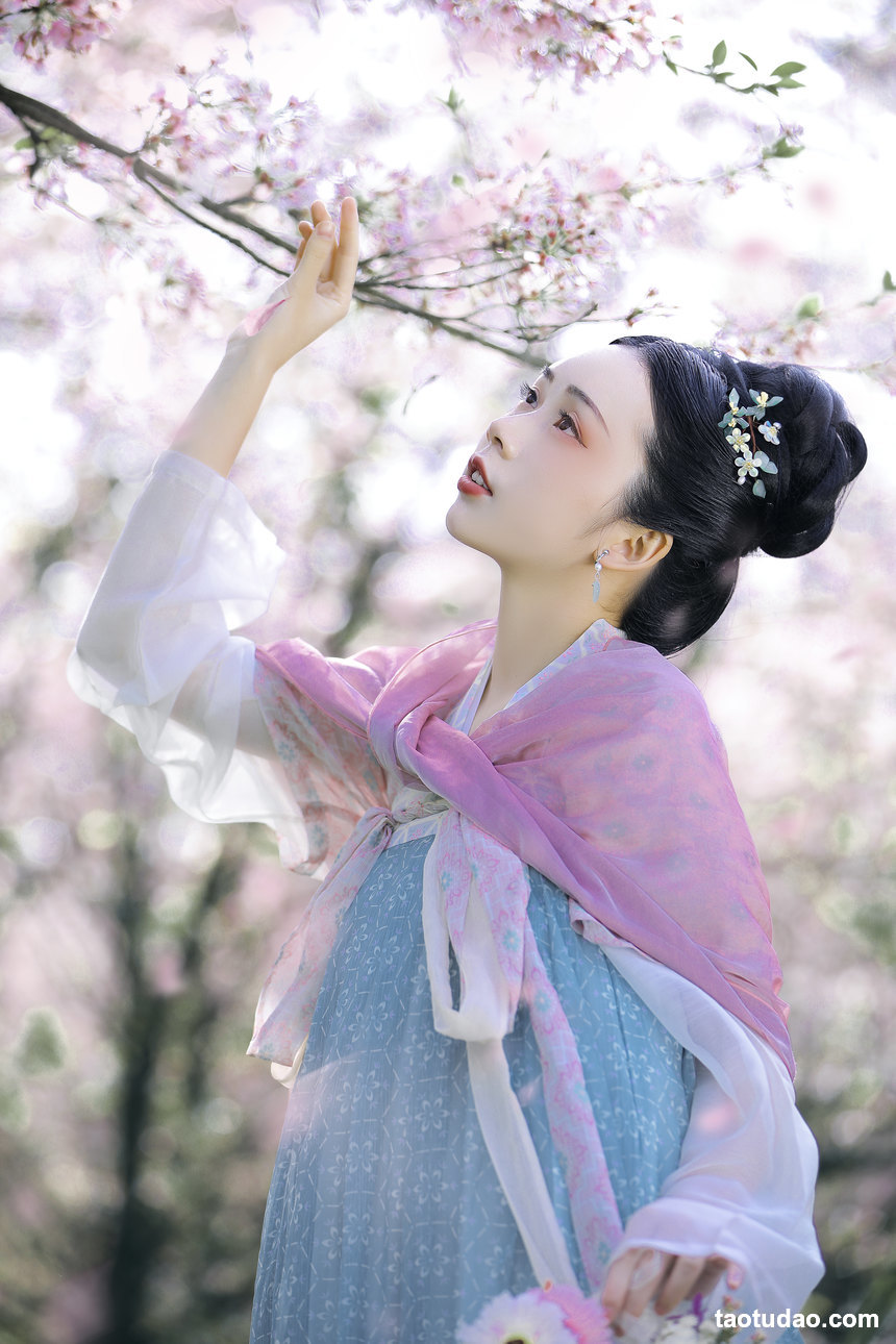 图片[4]-[YITUYU艺图语]2022.04.23 秋千架下 槐枝-[21+1P／431MB]-艺库