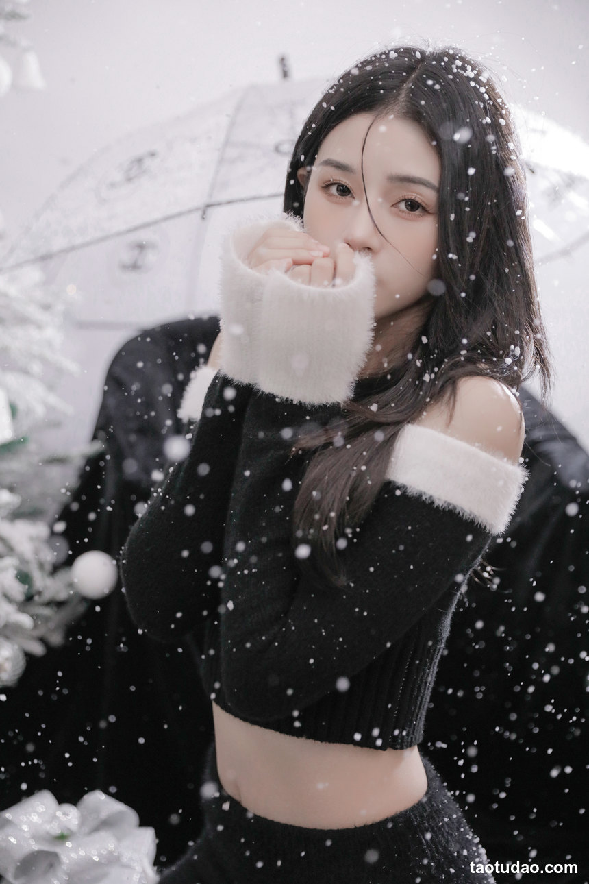 图片[4]-[YITUYU艺图语]2022.12.11 圣诞少女 馨瑶XINYAO[24+1P／301MB]-艺库