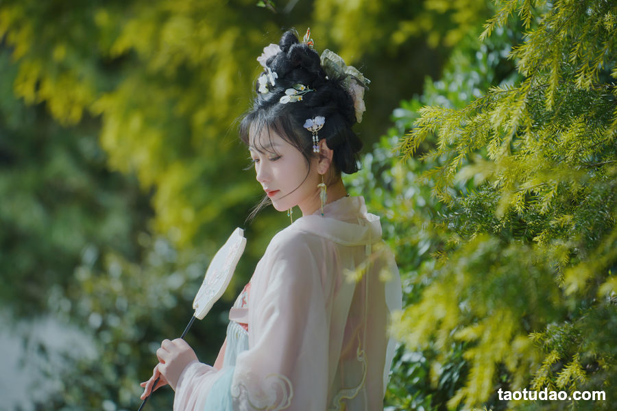 图片[2]-[YITUYU艺图语]2023.04.01 春庭月 静静[21+1P／382MB]-艺库