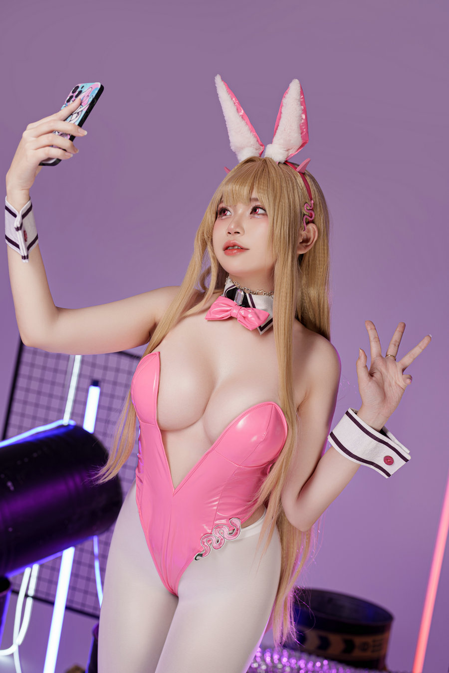 ZinieQ – Viper NIKKE Bunny / 45P12V-999MB / cos萌妹-艺库