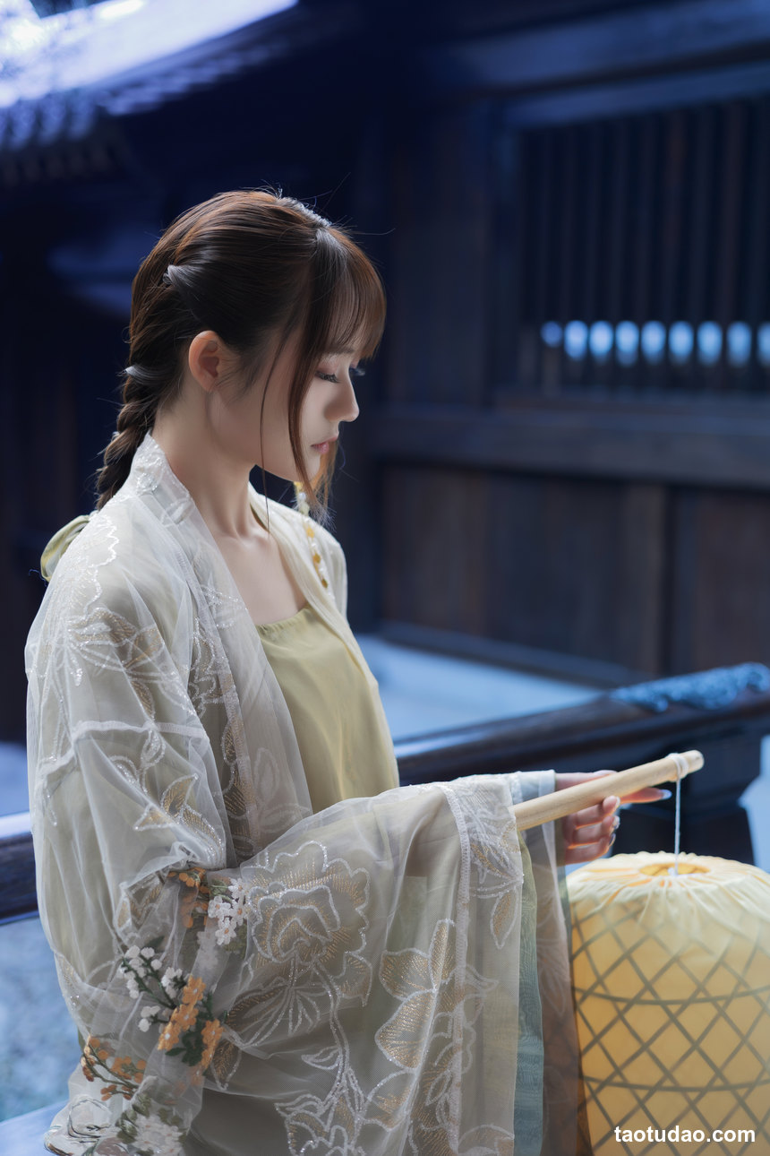 图片[3]-[YITUYU艺图语]2022.07.02 宫墙柳 兔子Zzz不吃胡萝卜[43+1P／451MB]-艺库