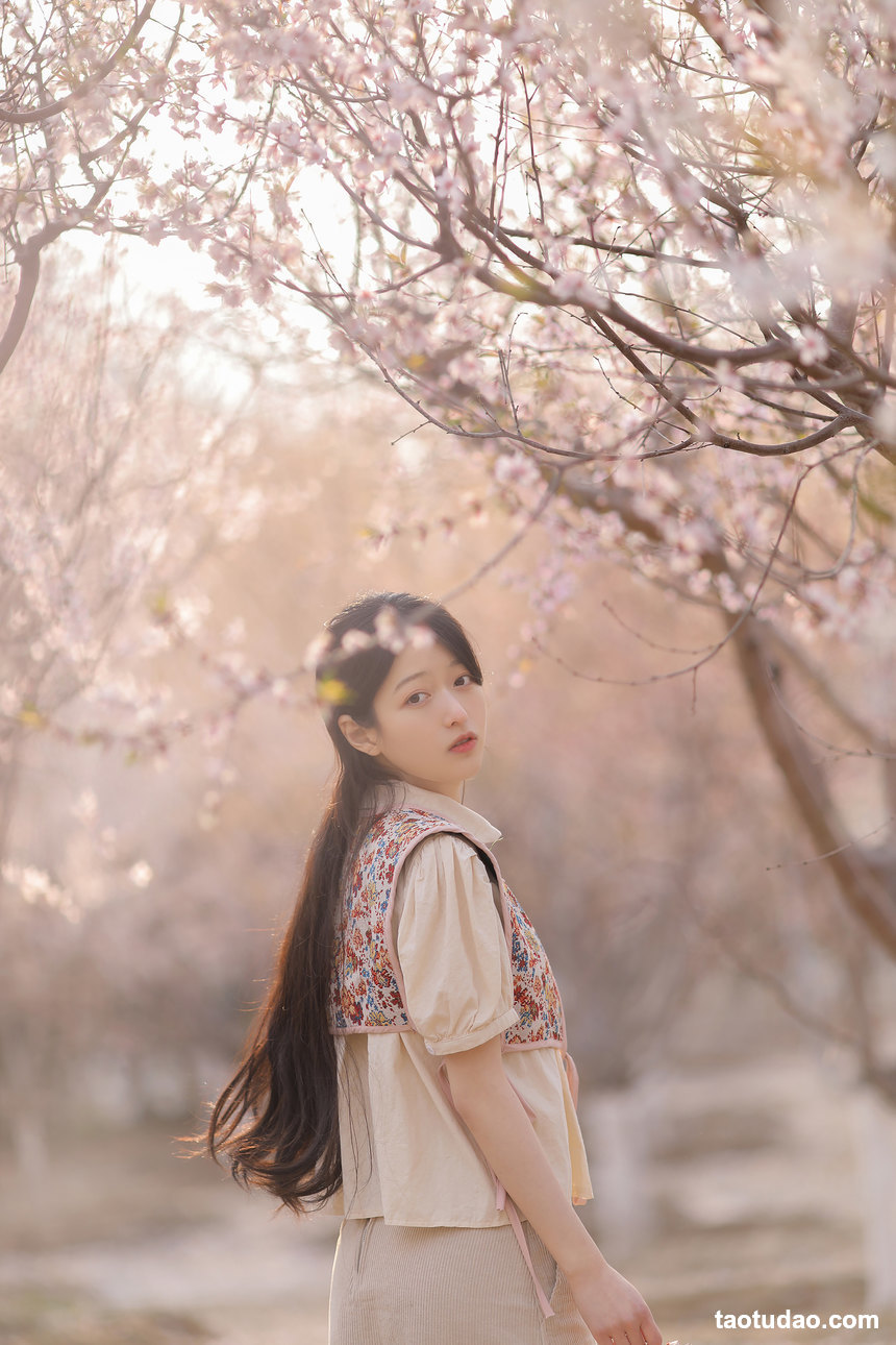 图片[4]-[YITUYU艺图语]2022.06.24 青白蛇 兔子Zzz不吃胡萝卜[25+1P／269MB]-艺库