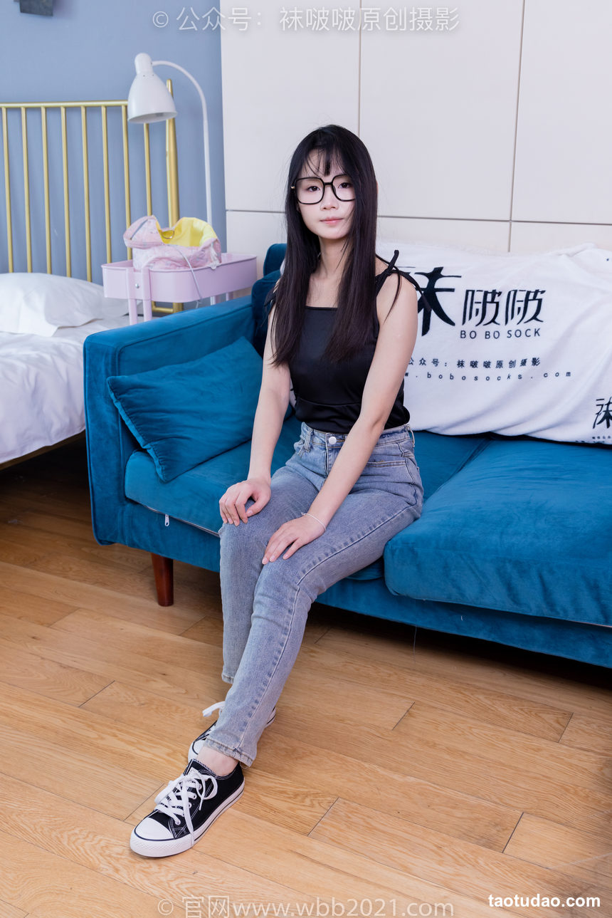 图片[2]-[BoBoSocks袜啵啵]NO.359 甜甜圈-板鞋、高跟鞋、牛仔裤、裸足、连衣裙、肉丝[180P+1V／8.16GB]-艺库