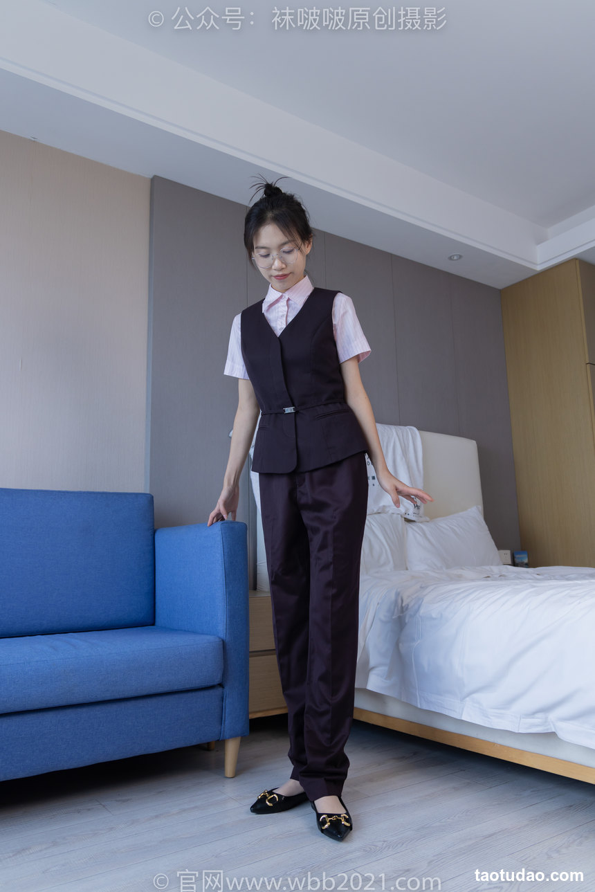 图片[2]-[BoBoSocks袜啵啵]NO.271 芝士-平底鞋、短肉丝、银行制服[147P+1V／6.04GB]-艺库