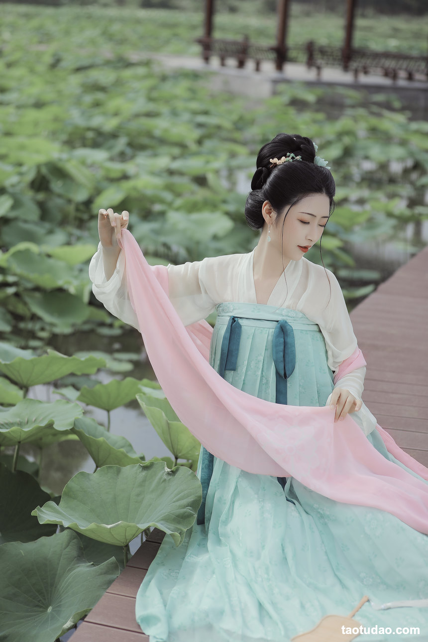 图片[2]-[YITUYU艺图语]2022.04.22 无穷碧 萍萍[21+1P／344MB]-艺库