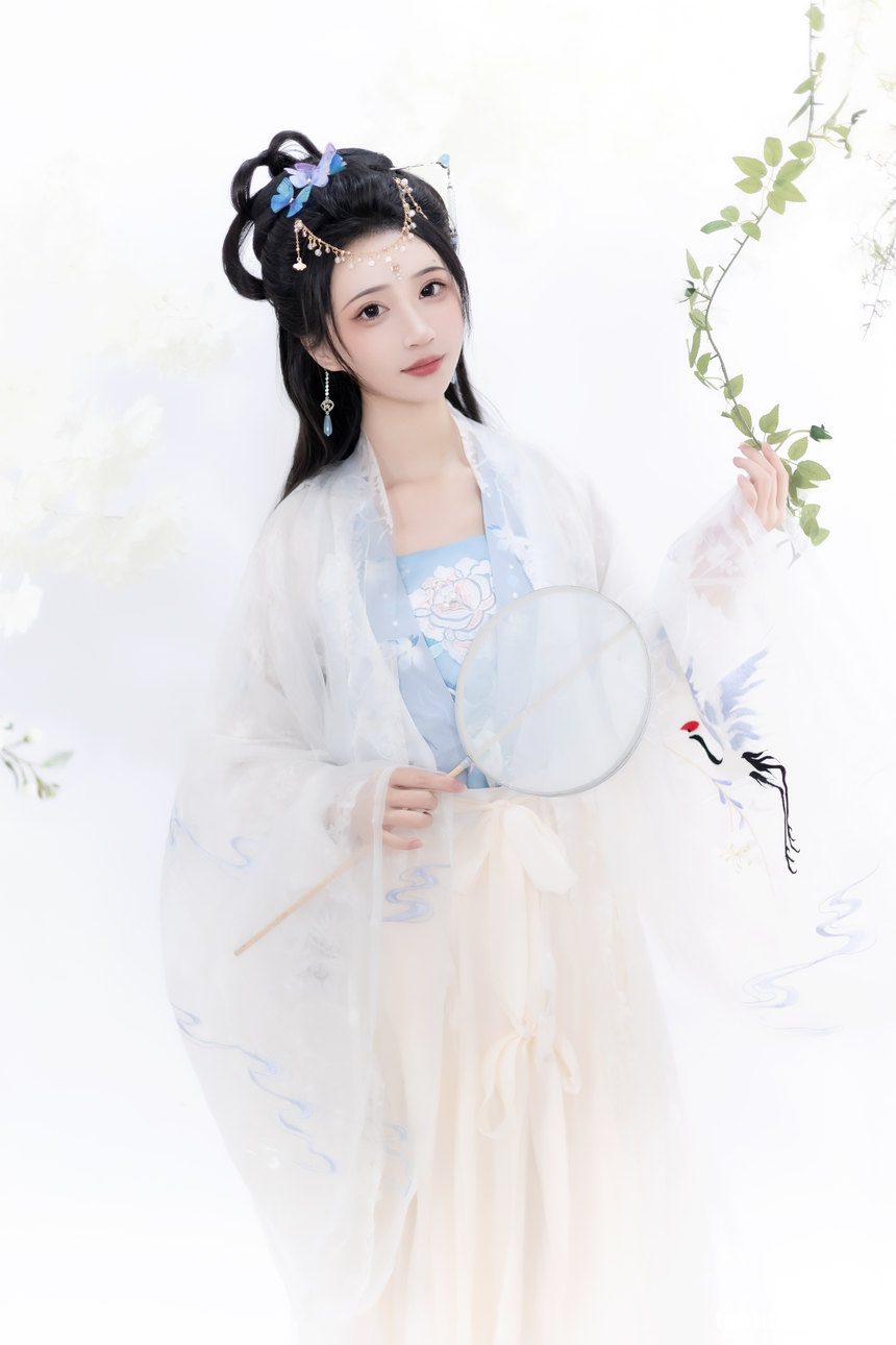 图片[4]-[YITUYU艺图语]2023.01.09 梨花白 -绮罗生的小苏苏-[25+1P／135MB]-艺库