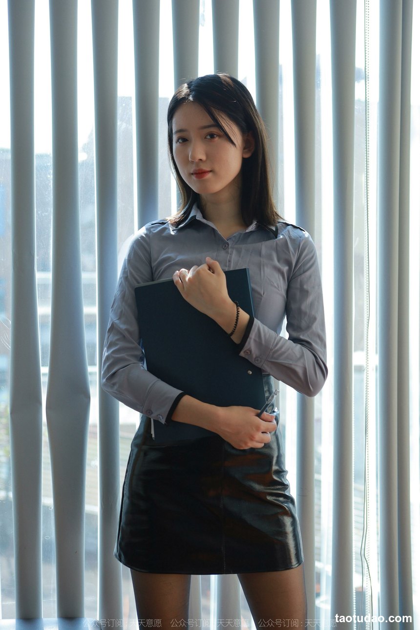 图片[3]-[IESS异思趣向] 2022.10.14 丝享家 1237 红龙《嘿丝合同》[91P-146.5M]-艺库
