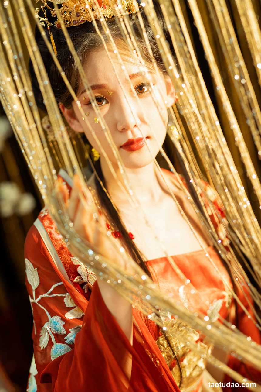 图片[4]-[YITUYU艺图语]2022.09.05 红衣娘子 相望回首喵喵喵[47+1P／452MB]-艺库