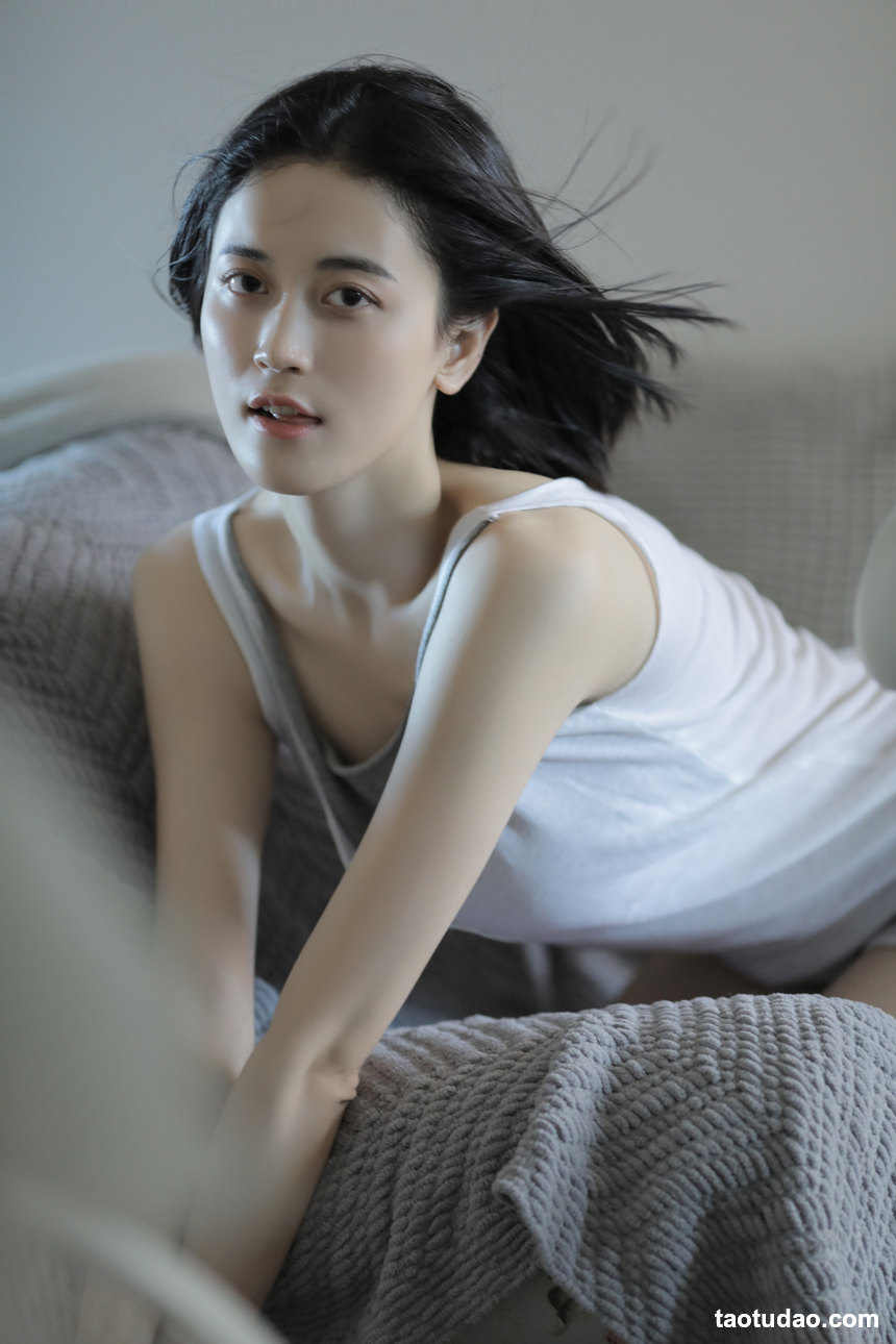 图片[2]-[YITUYU艺图语]2022.09.01 天灰 陈瑜婕[25+1P／236MB]-艺库