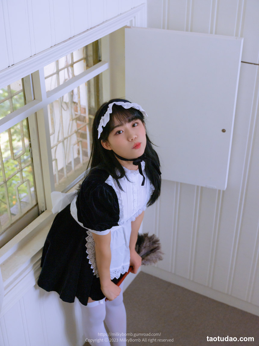 [MilkyBomb] YUI No.003 – Maid [291P+2V-6.36G]-绅士图