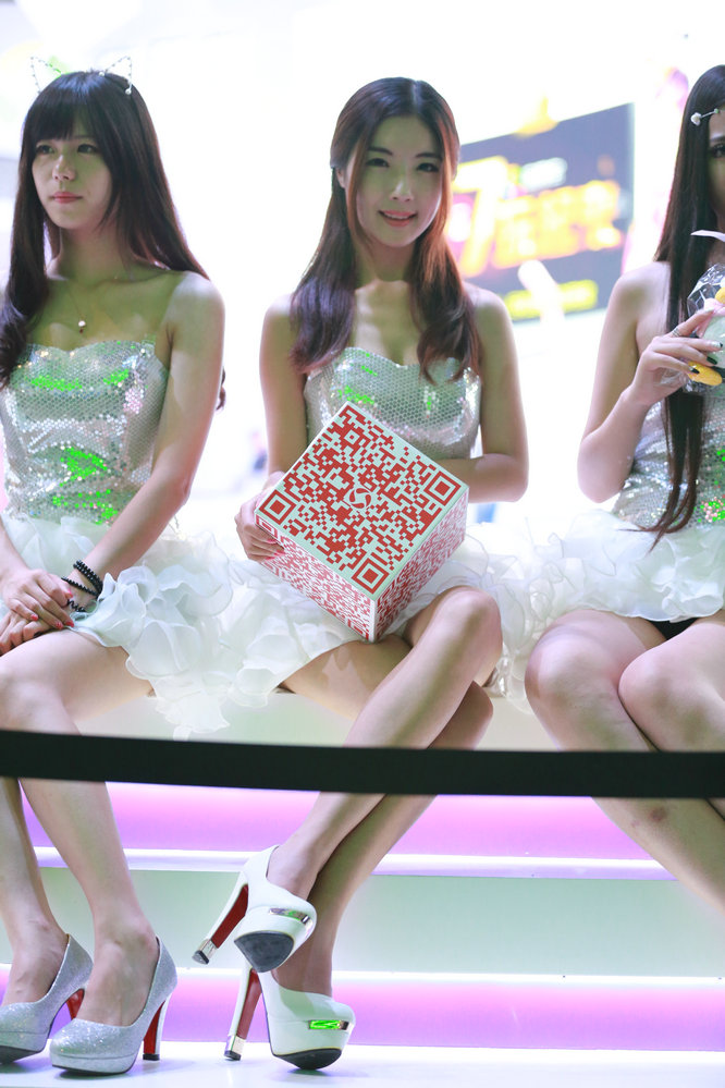 2014 ChinaJoy  Showgirl高清写真合集 NO.029 / 104P/524MB / 美图集锦-艺库