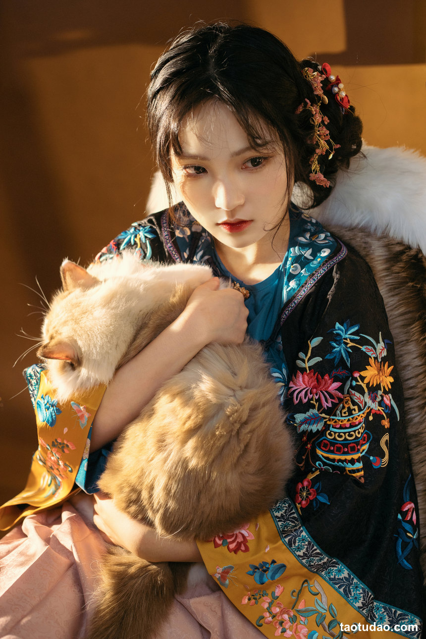 图片[3]-[YITUYU艺图语]2022.10.20 仓兰 超困的鹿[19+1P／366MB]-艺库