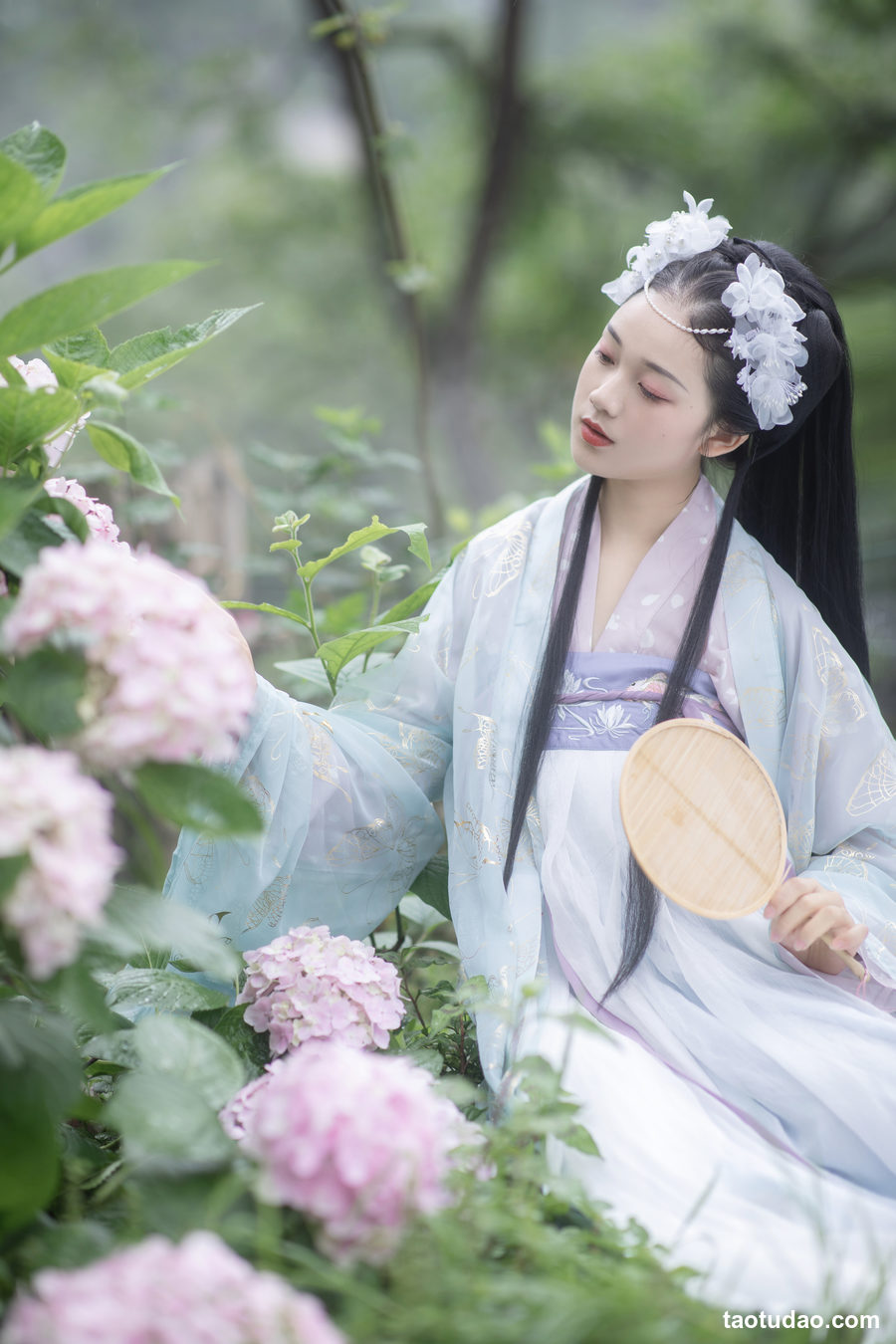 图片[3]-[YITUYU艺图语]2023.04.23 不知春 秋哒哒–[34+1P／460MB]-艺库