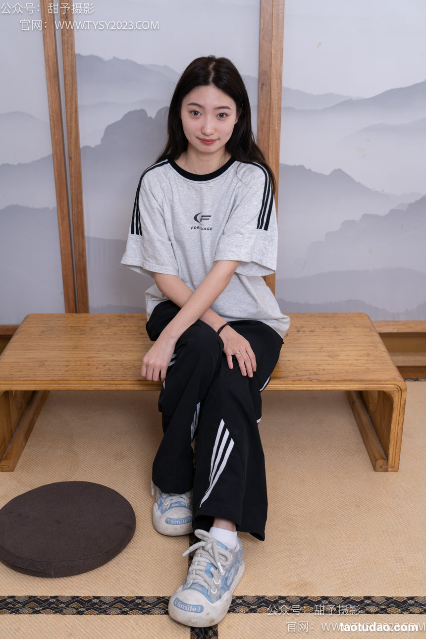 图片[2]-甜予摄影 NO.045 雪梨-帆布鞋、白棉袜、裸足[130P+2V／10.2GB]-艺库
