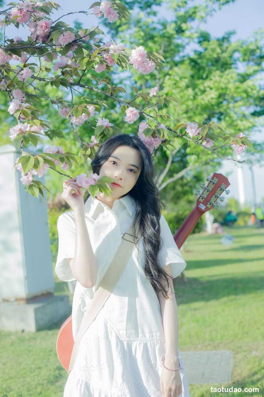 图片[2]-[YITUYU艺图语]2022.07.29 给晚樱的情歌 静鏡婧[27+1P／266MB]-艺库