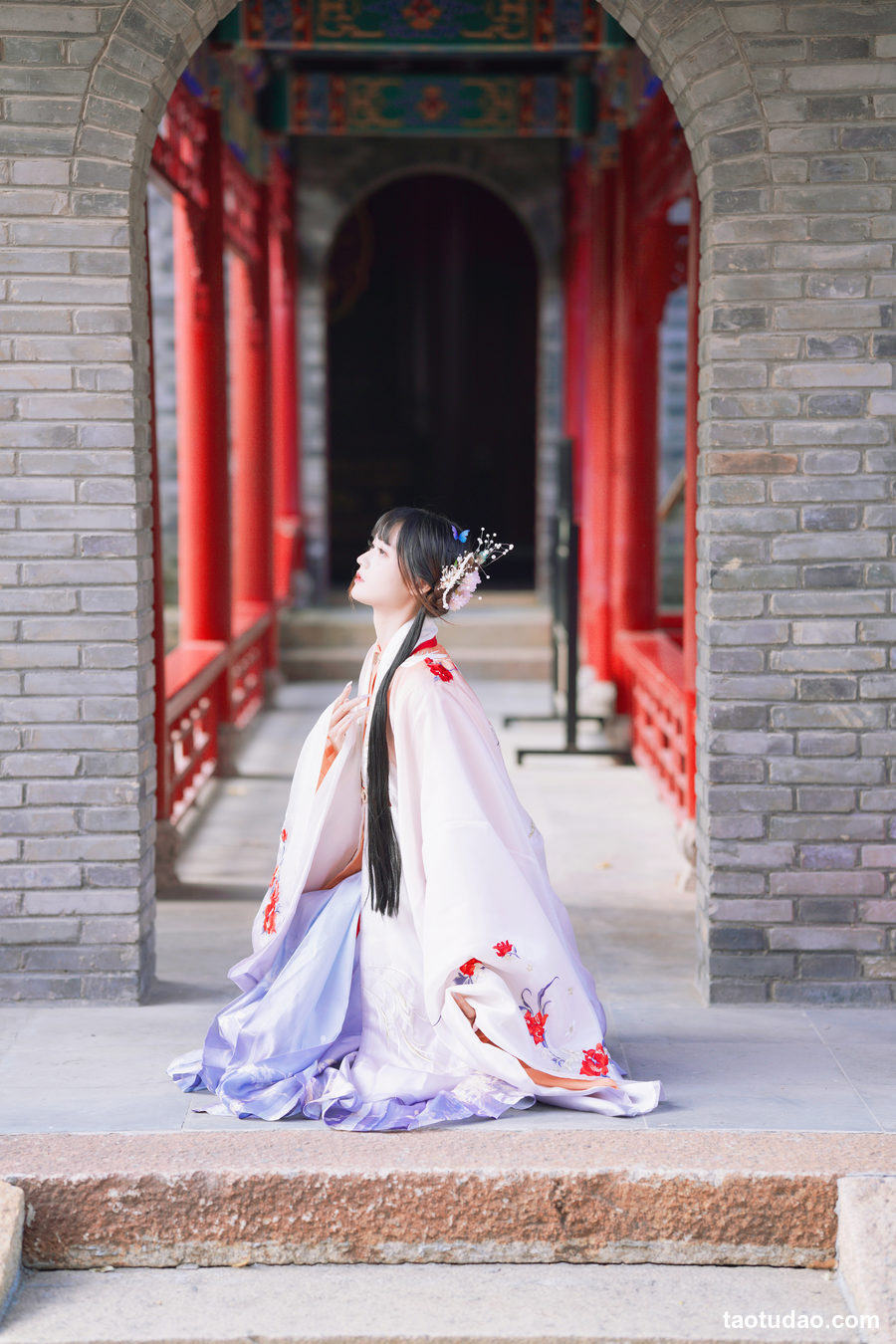 图片[4]-兔子Zzz不吃胡萝卜 – NO.131 红叶新赋 [37P-463MB]-艺库