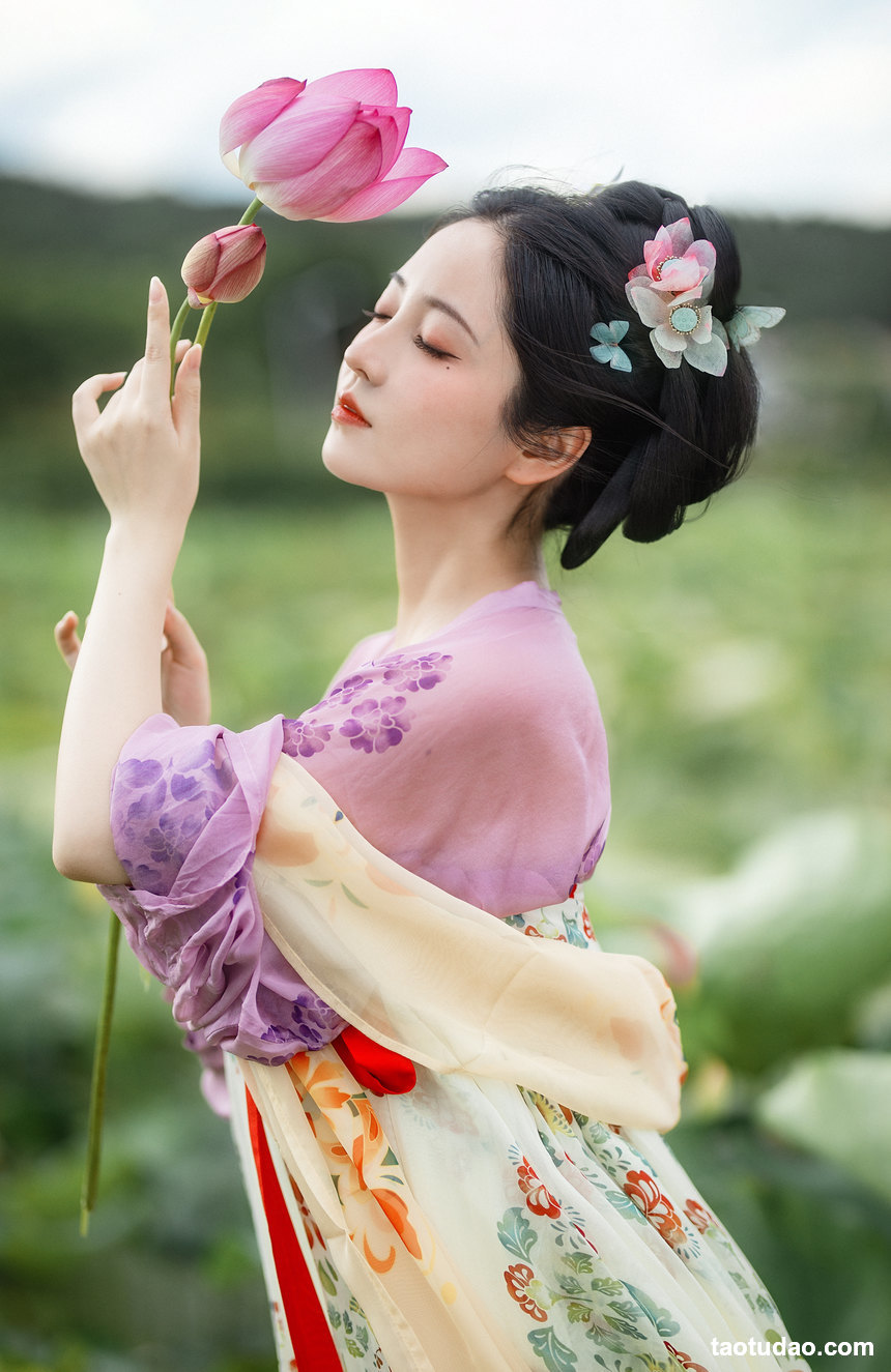 图片[2]-[YITUYU艺图语]2022.08.31 采荷 小温暖想要个大太阳[21+1P／486MB]-艺库