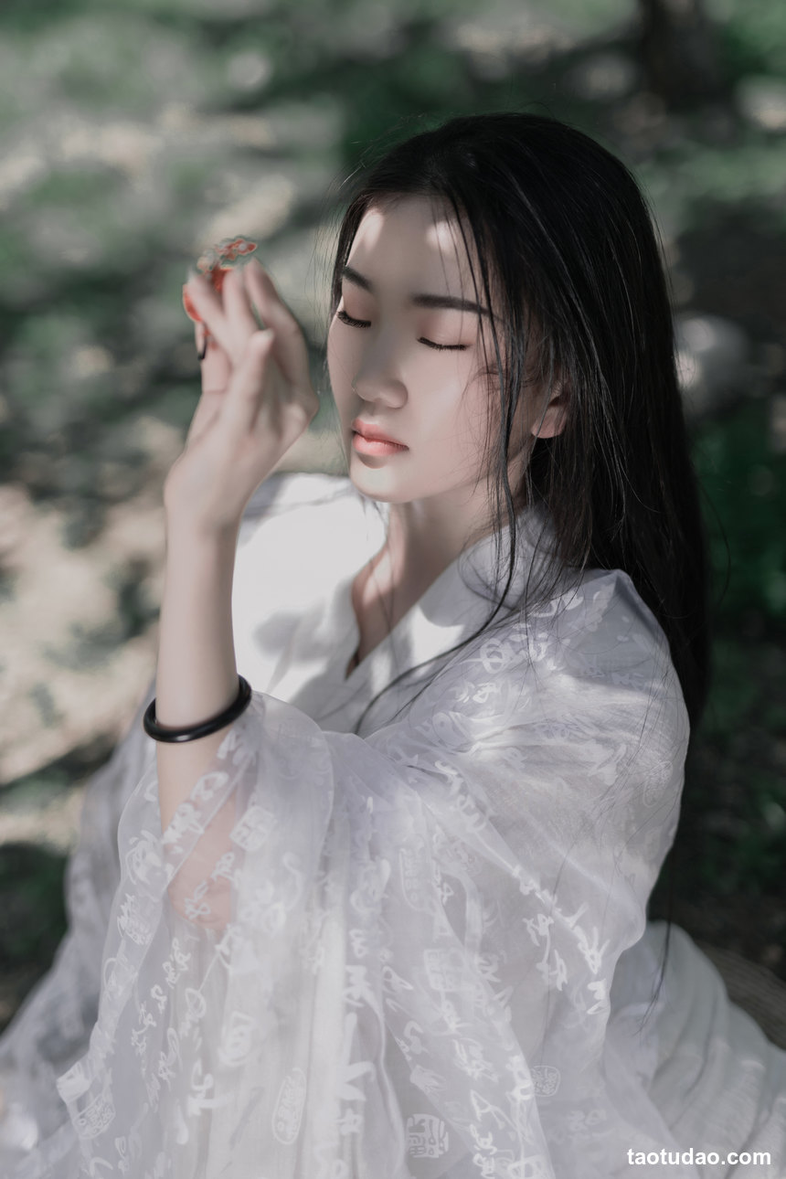 图片[3]-[YITUYU艺图语]2022.07.17 白衣 相望回首喵喵喵[28+1P／293MB]-艺库