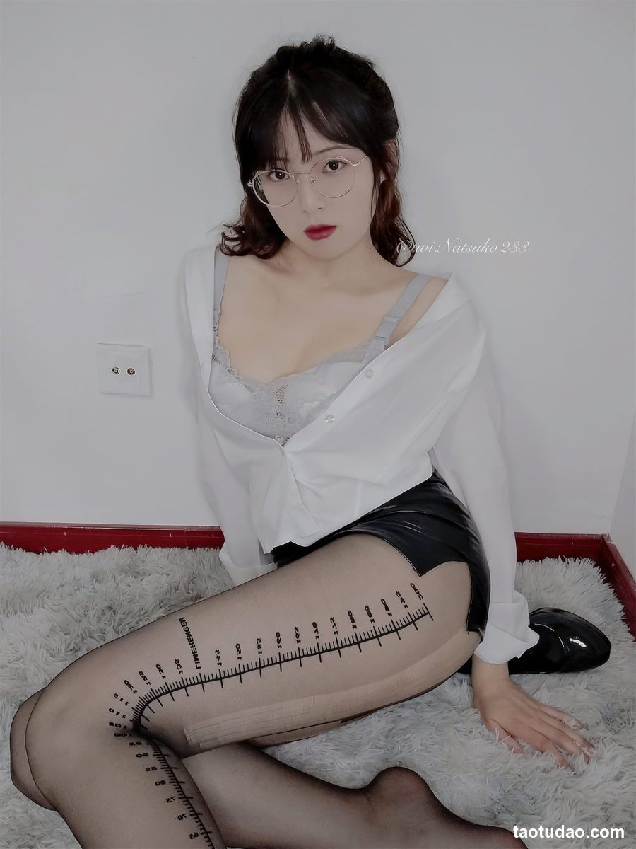 图片[2]-Natsuko夏夏子 – 刻度尺OL [42P-105MB]-艺库