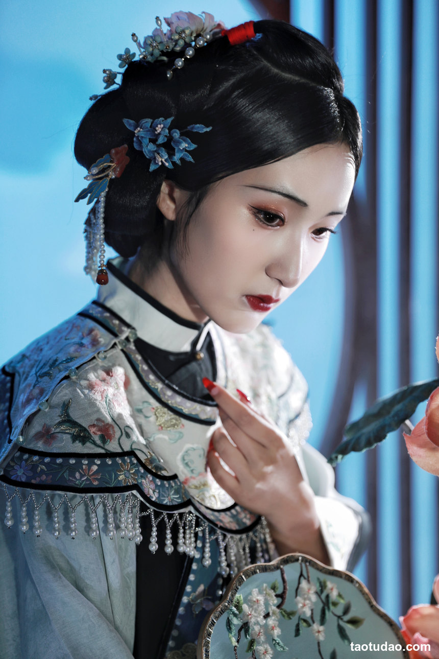 图片[3]-[YITUYU艺图语]2022.10.12 清汉女 荷里寒[20+1P／189MB]-艺库