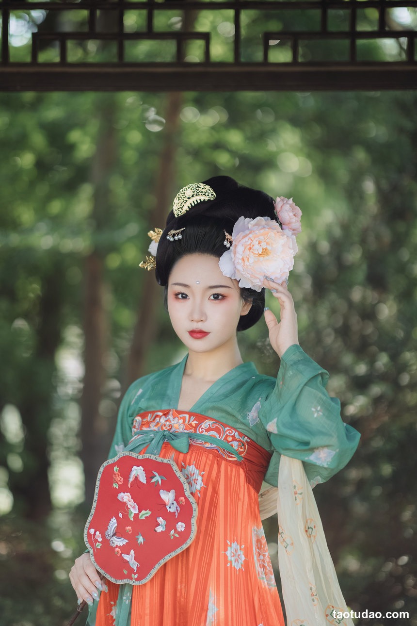 图片[4]-[YITUYU艺图语]2022.08.15 盼君归 卖大鱼[41+1P／352MB]-艺库