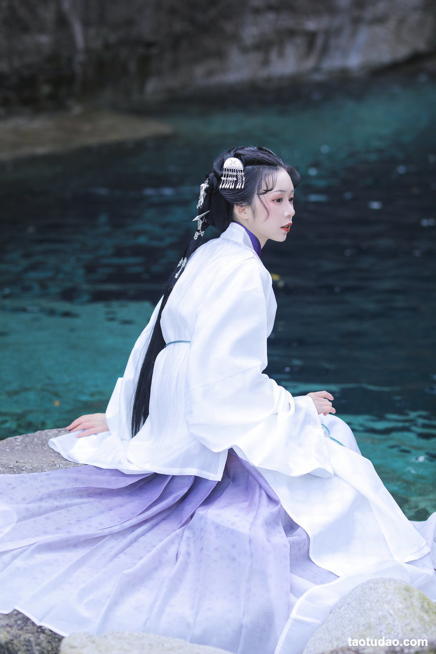 图片[3]-[YITUYU艺图语]2022.04.21 枕石听泉 槐枝-[26+1P／383MB]-艺库