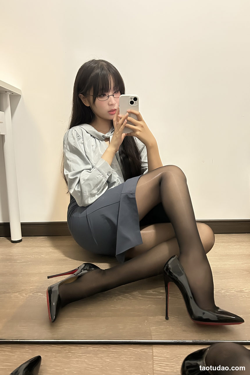 图片[2]-轩萧学姐蓝裙ol[170p+4v-1.47G]-艺库