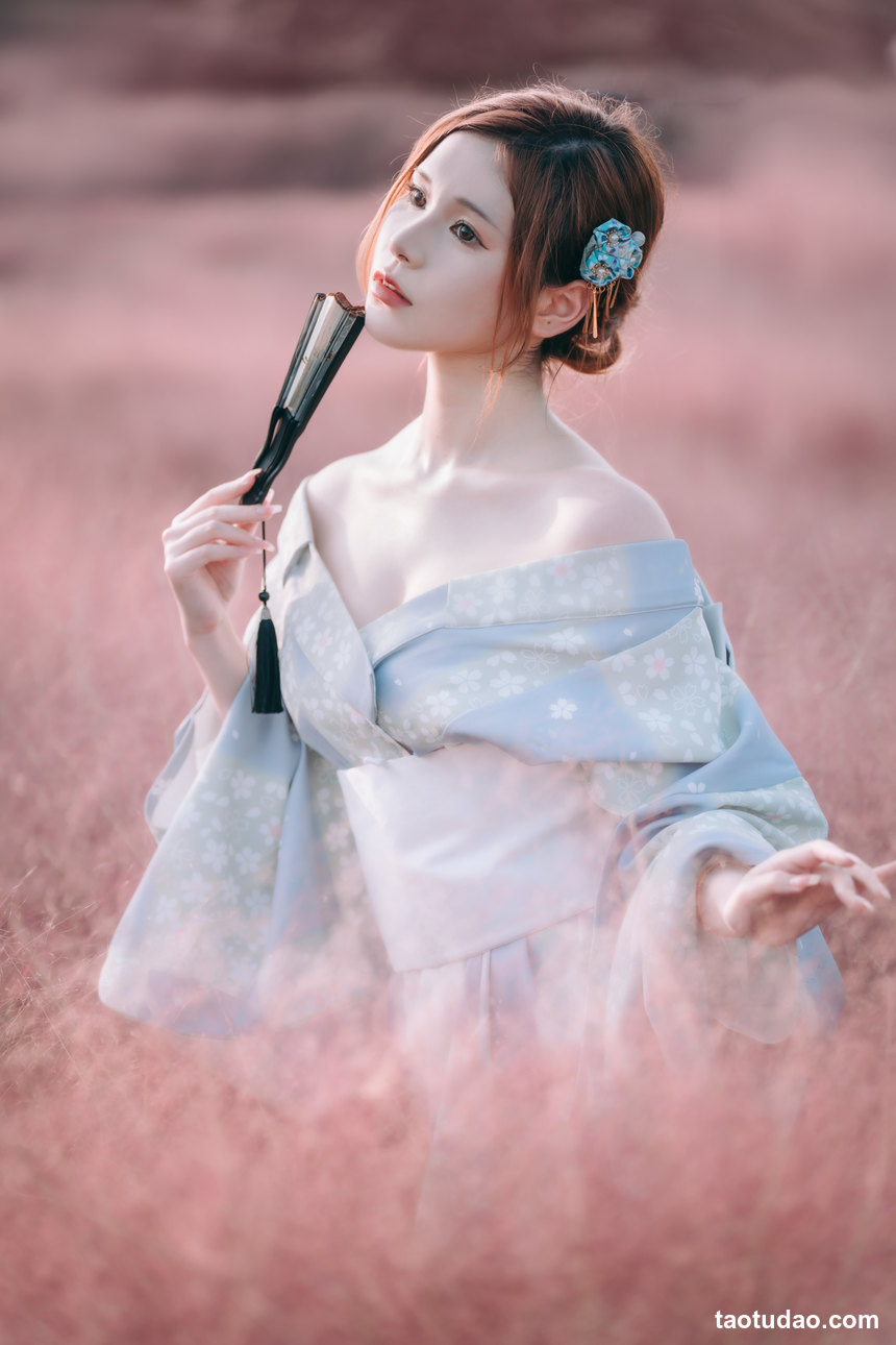 图片[3]-[YITUYU艺图语]2022.10.24 樱花少女 caoie-&聪儿ii[31+1P／353MB]-艺库