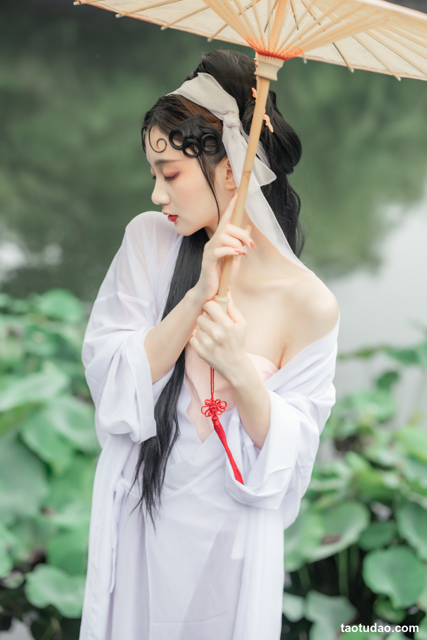 图片[3]-[YITUYU艺图语]2022.06.03 碧玉 兔子Zzz不吃胡萝卜[22+1P／177MB]-艺库