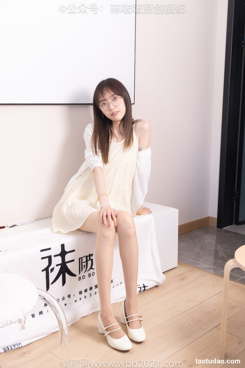 图片[3]-[BoBoSocks袜啵啵]NO.391 稚予-两双高跟鞋、肉丝、油亮白丝、裸足[145P+1V／6.56GB]-艺库