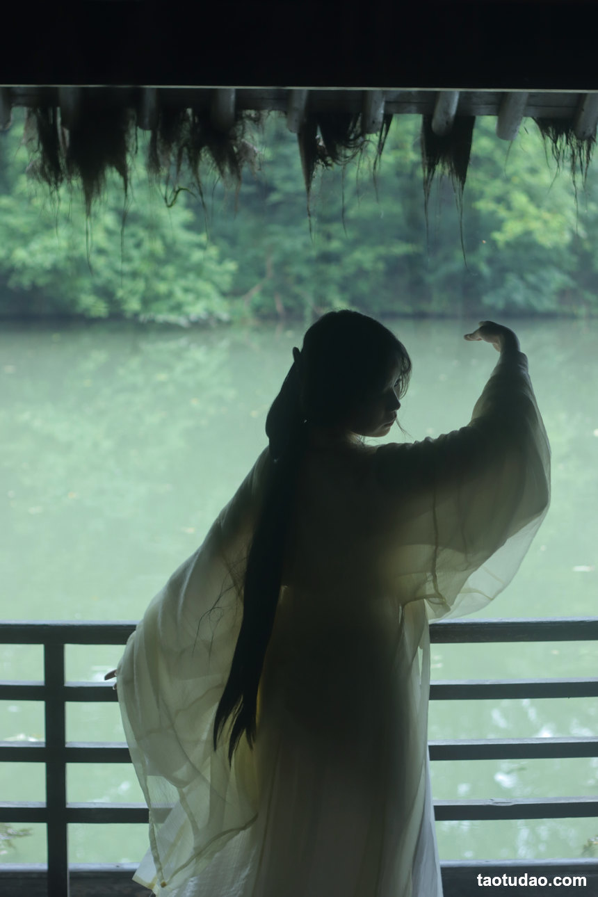 图片[2]-[YITUYU艺图语]2022.08.24 江南曲 一只高高[22+1P／171MB]-艺库