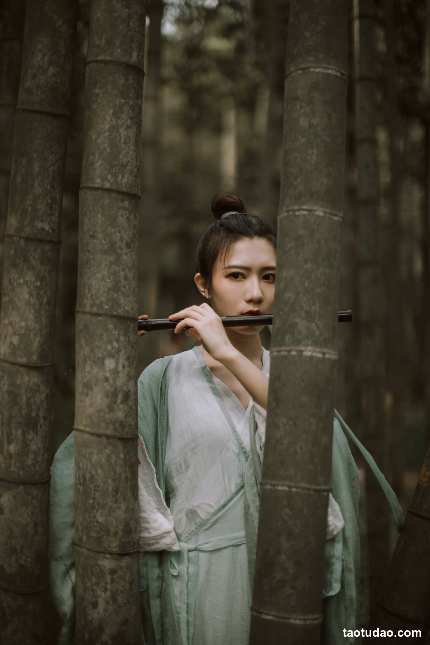 图片[2]-[YITUYU艺图语]2022.09.18 竹影 廖鑫鑫Letitia[21+1P／256MB]-艺库
