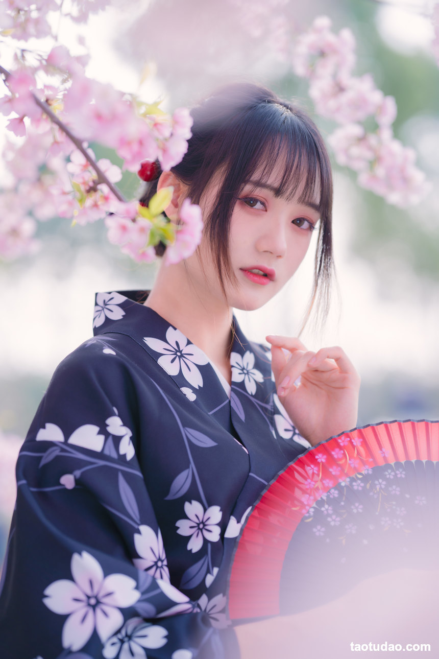 图片[4]-[YITUYU艺图语]2022.04.21 樱花烂漫时 兔子Zzz不吃胡萝卜[25+1P／187MB]-艺库
