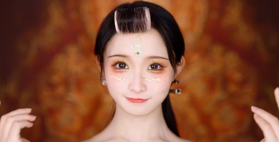 咬人猫、欣小萌淡出后,B站宅舞区还能看?除了擦边还有更火辣的