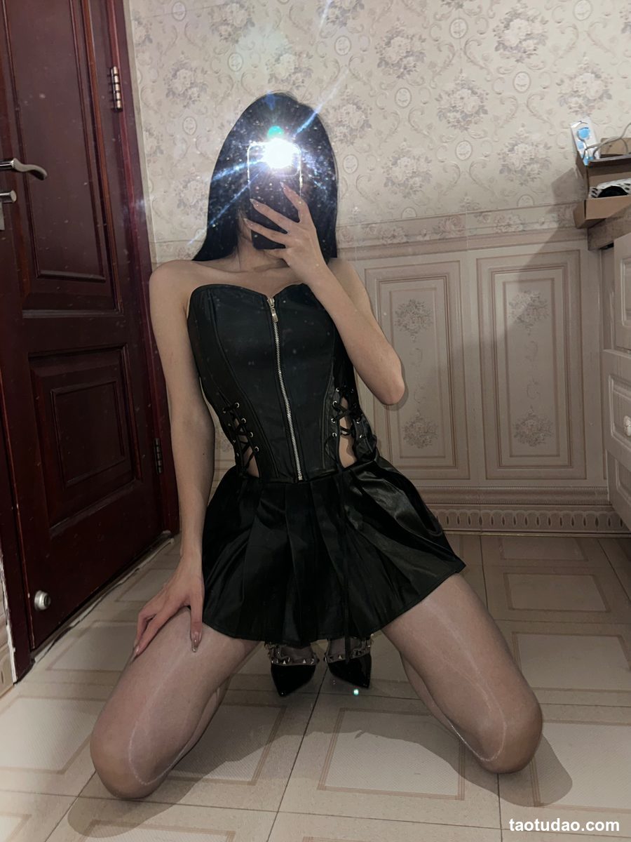 图片[2]-贝蒂蔓蔓 – 皮衣黑丝 [20P-172MB]-艺库