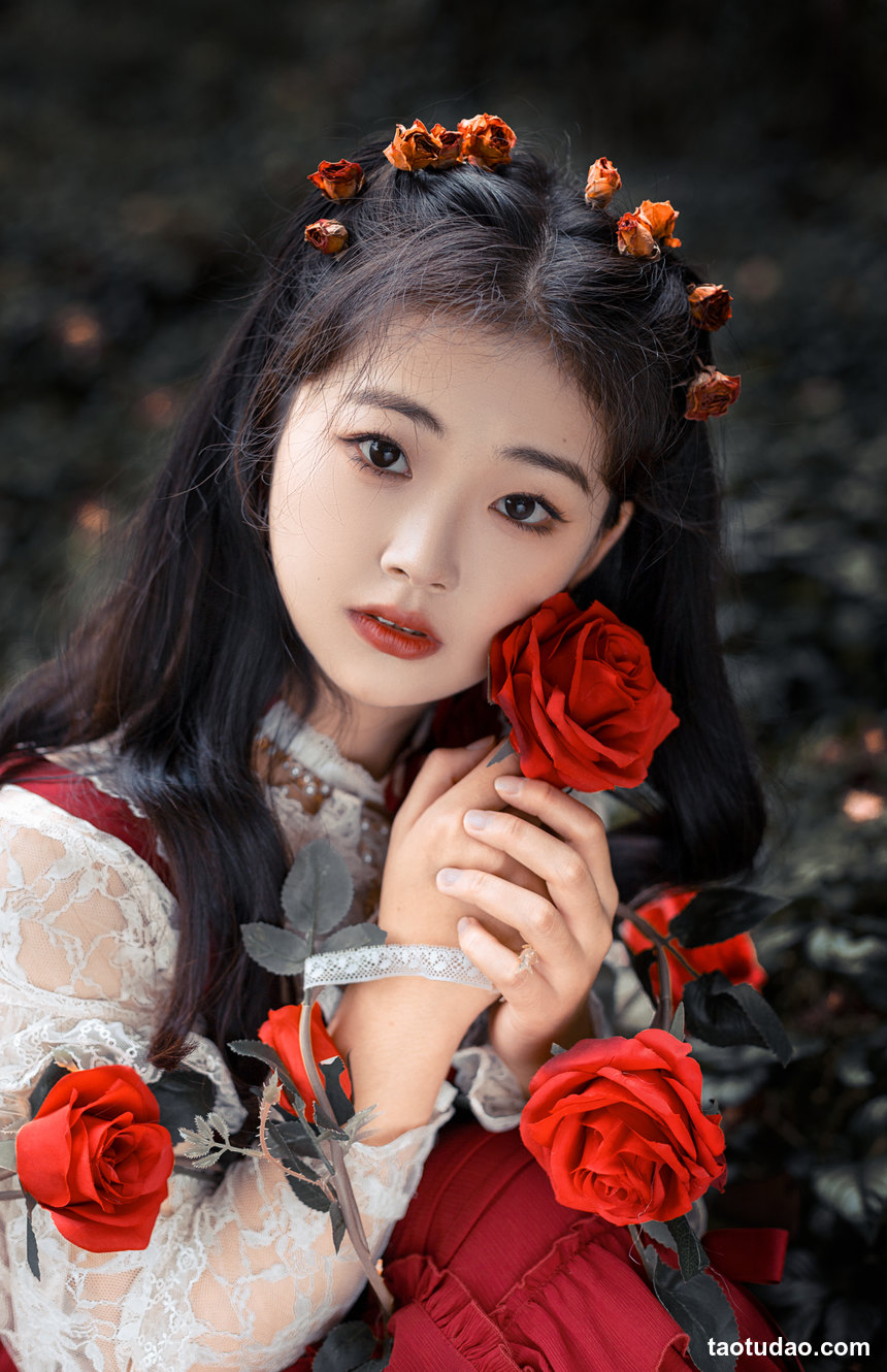 图片[2]-[YITUYU艺图语]2022.11.05 最后一朵玫瑰 ASOE[24+1P／404MB]-艺库