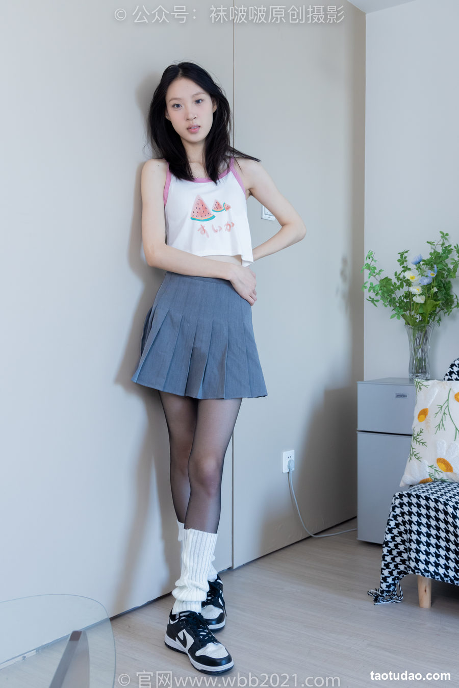 图片[4]-[BoBoSocks袜啵啵]NO.333 雪糕-板鞋、白棉袜、黑丝、堆堆袜套[140P+1V／5.93GB]-艺库