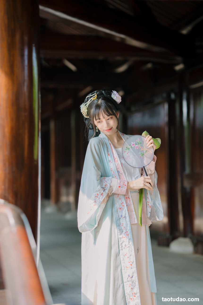 图片[2]-[YITUYU艺图语]2022.06.24 凉夏 小温暖想要个大太阳[22+1P／371MB]-艺库