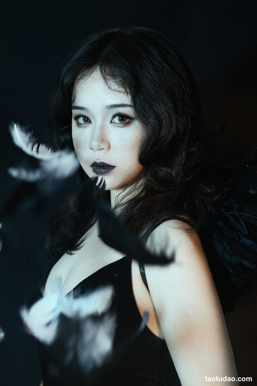 图片[2]-[YITUYU艺图语]2022.09.20 救赎 一只高高&玉玉[20+1P／467MB]-艺库