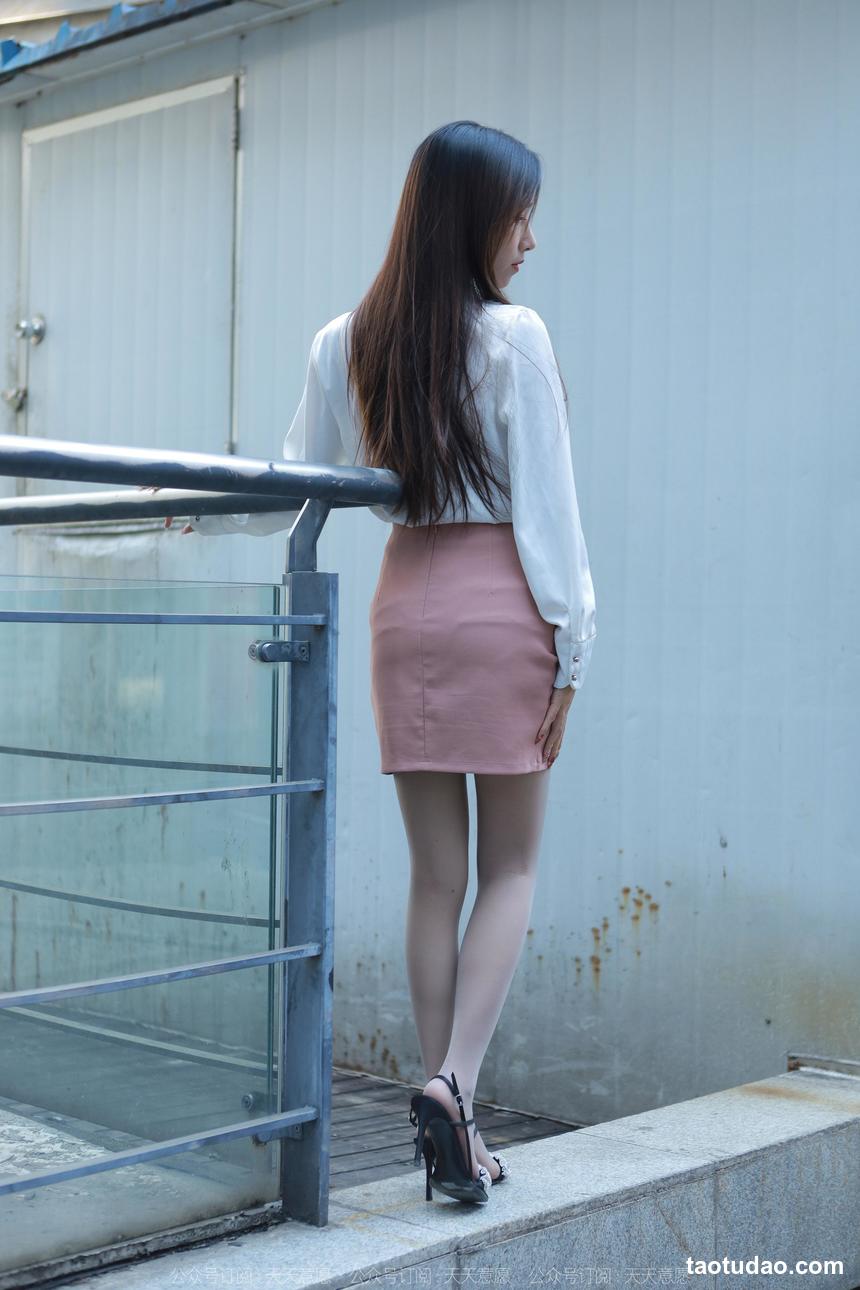图片[2]-[IESS异思趣向] 2022.10.27 丝享家 1250 美子《街角的爱人》[88P-94.1M]-艺库