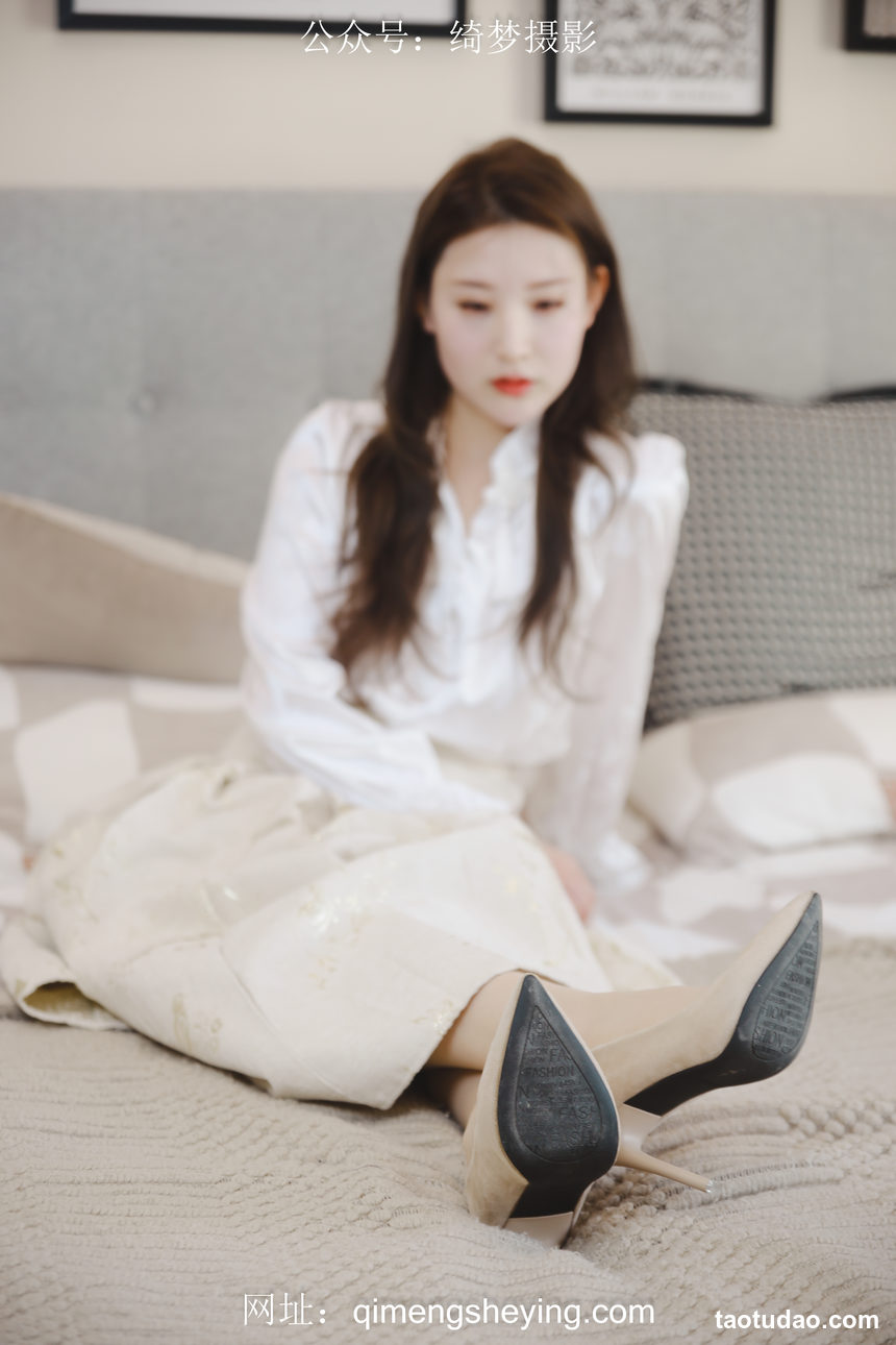 图片[3]-[绮梦摄影] 2024.10.20 NO.058 婷婷 珍藏无修无水印版 [175P+1V-4.56G]-艺库