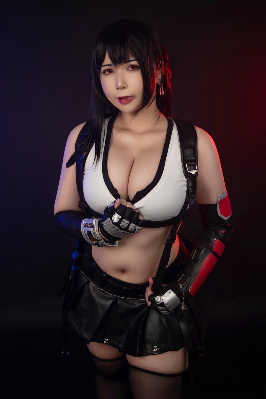 Uy Uy – Tifa Lockhart / 88P9V-942MB / cos萌妹-绅士图