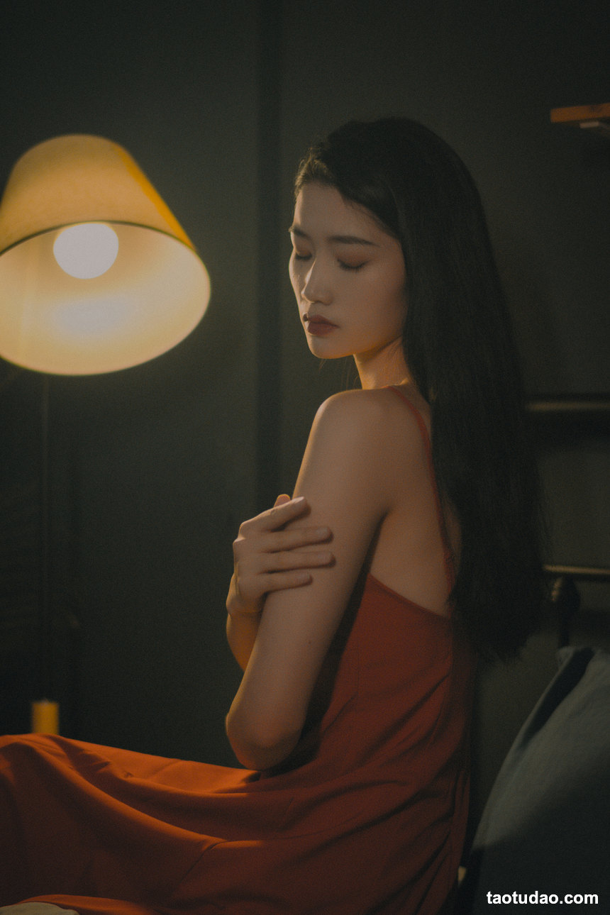 图片[2]-[YITUYU艺图语]2022.05.17 清冷夜 叶子[19+1P／143MB]-艺库