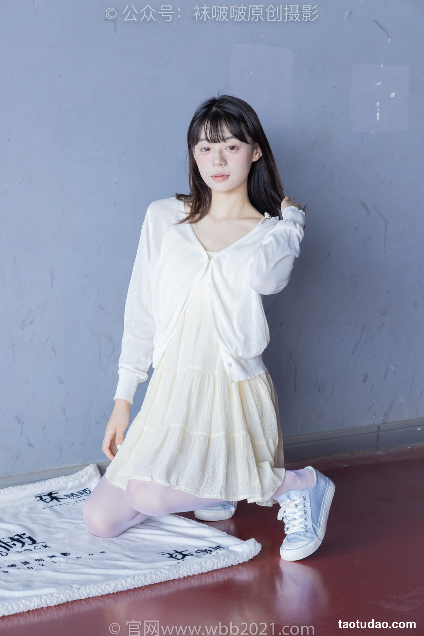 图片[2]-[BoBoSocks袜啵啵]NO.395 糯米-板鞋、白丝[145P+1V／6.59GB]-艺库