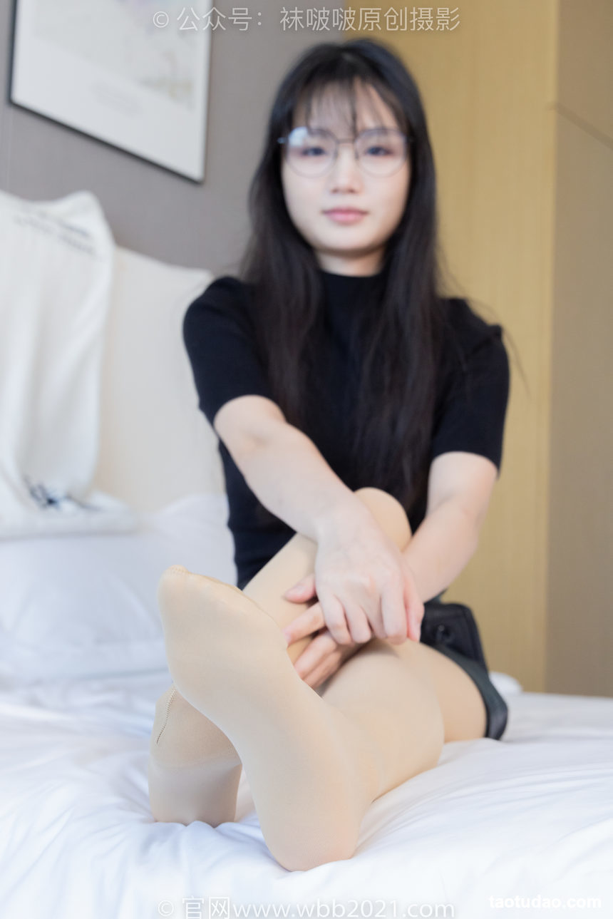 图片[3]-[BoBoSocks袜啵啵]NO.480 甜甜圈 平底鞋、厚肉丝、瑜伽动作、厚肉丝踩奶油泡芙剧情[140P+1V／6.40GB]-艺库