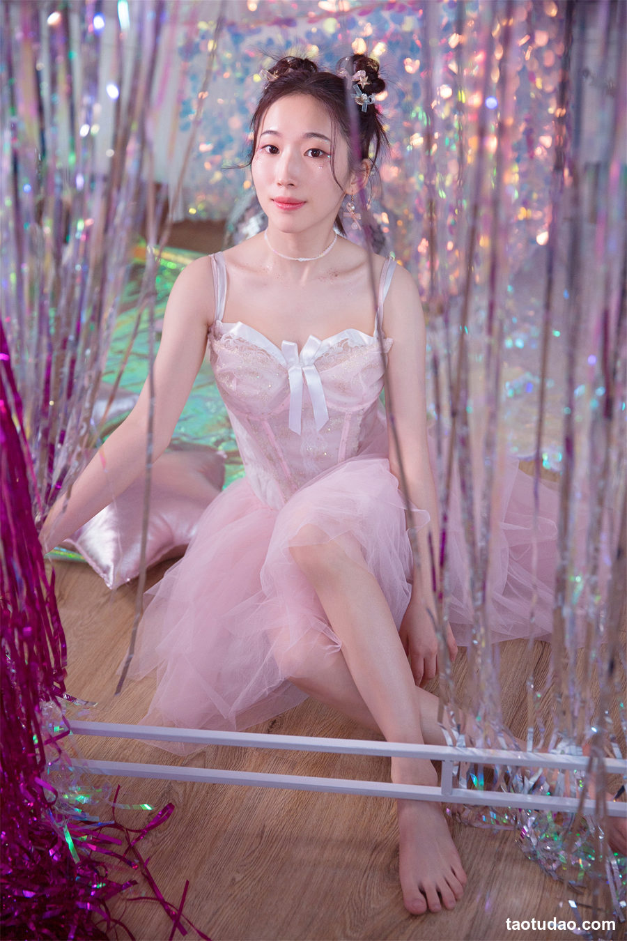 图片[2]-[YALAYI雅拉伊]2023.11.02 NO.1086 秀丽迷人[36+1P／232MB]-艺库