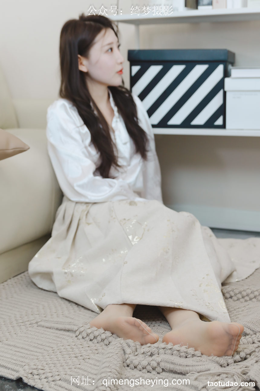 图片[4]-[绮梦摄影] 2024.10.20 NO.058 婷婷 珍藏无修无水印版 [175P+1V-4.56G]-艺库