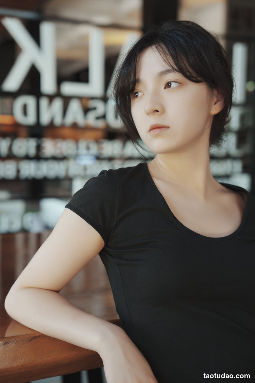 图片[4]-[YITUYU艺图语]2022.09.11 咖啡屋里的素颜女孩 dudu[31+1P／294MB]-艺库