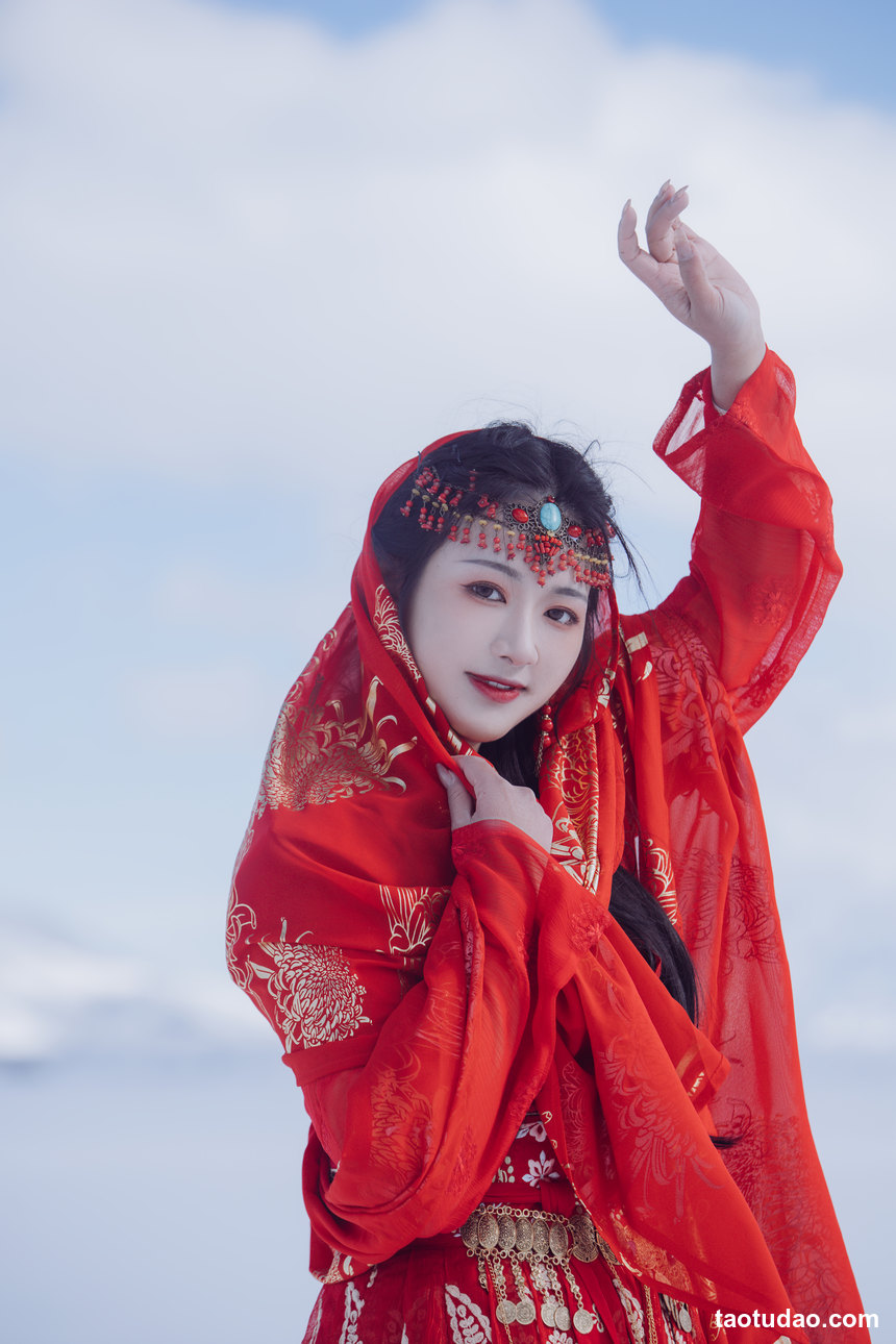 图片[4]-[YITUYU艺图语]2022.09.30 东宫 云兮啦[21+1P／339MB]-艺库